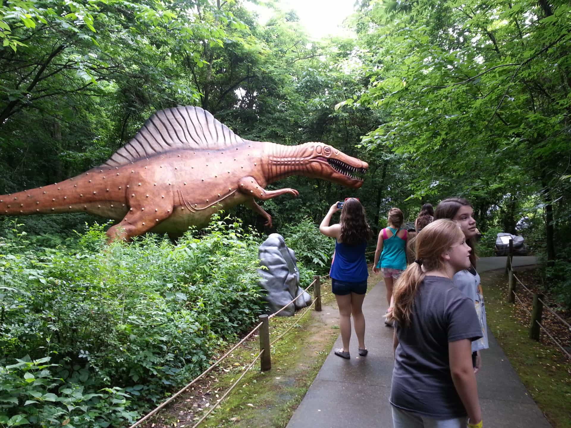 Dinosaur World close up large dinosaur statue
