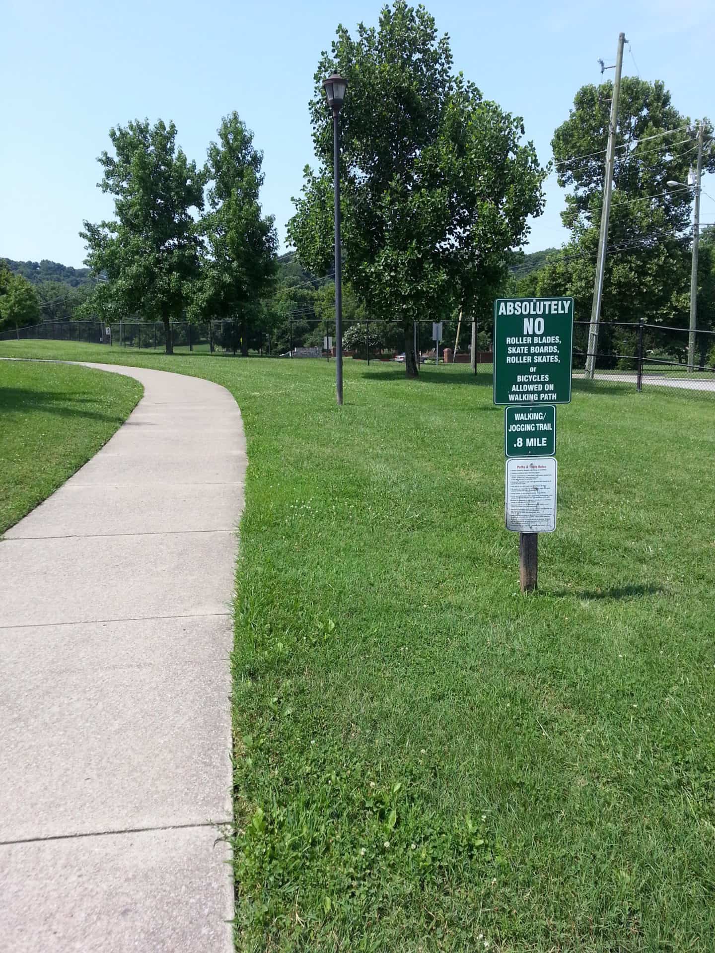 Crockett Park walking pathway