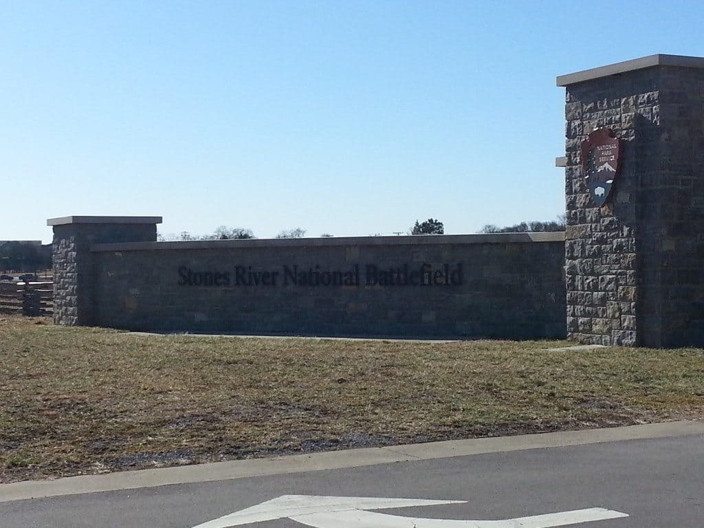Stones River Battlefield entrance to park