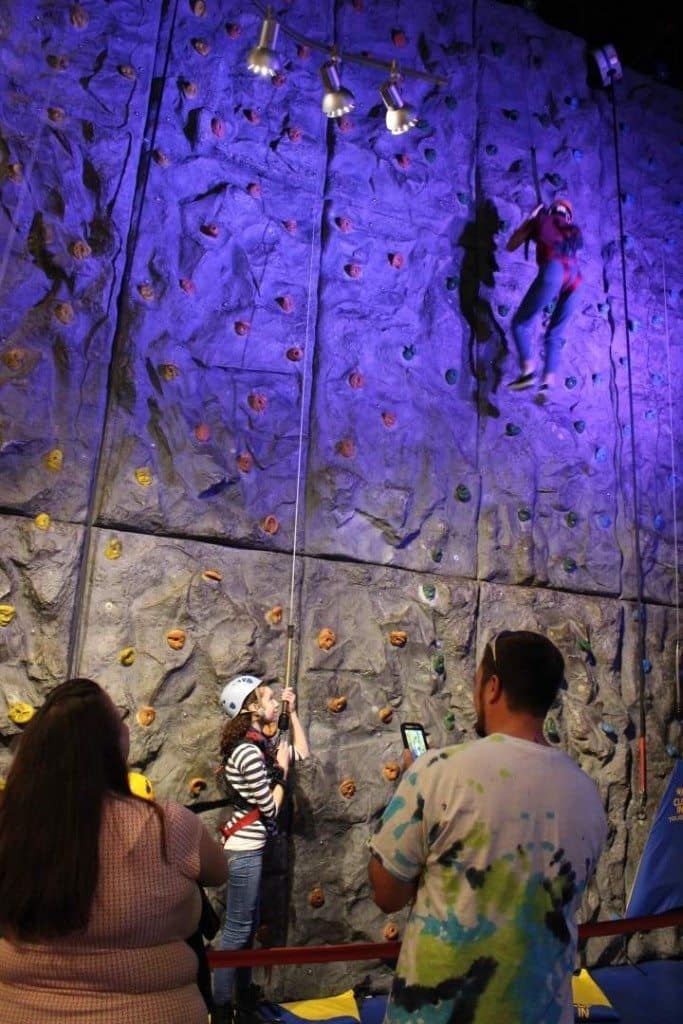 NFFF - WonderWorks - climbing wall