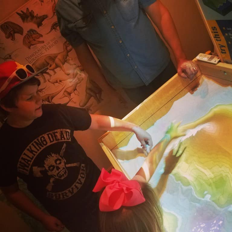 Earth Experience Natural History Museum - Interacting with the Topographical Map Projection