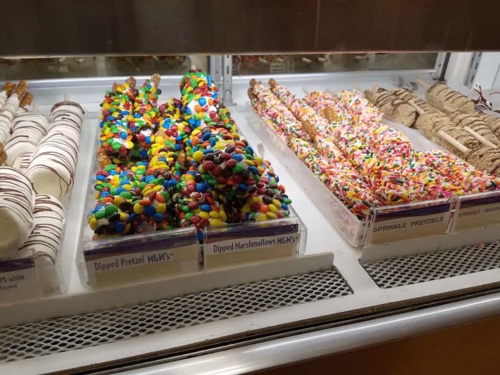 Restaurants in Opry Mills Mall - Chocolate covered treats at Rocky Mountain Chocolate Factory