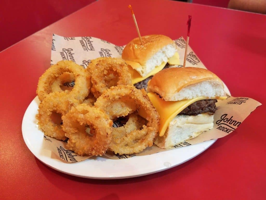 Restaurants in Opry Mills Mall - Johnny Rockets cheese burger kids meal